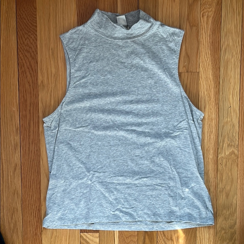 Gap Gray  Sleeveless Women's Top